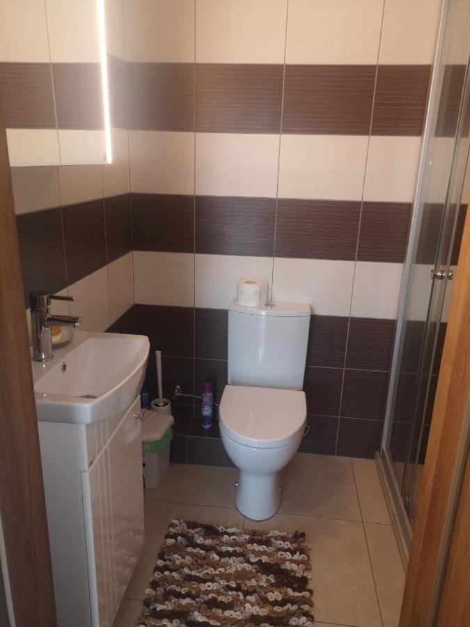 Kristinos Apartment 德拉肯恩凯 外观 照片